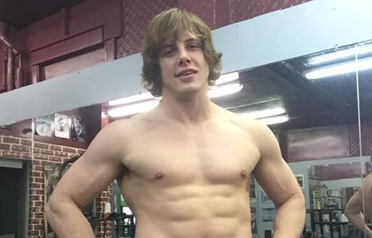 Matthew Riddle Bulking Up for Pro Wrestling