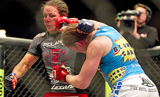 Davis - Kaufman trilogy bout added to UFC 186