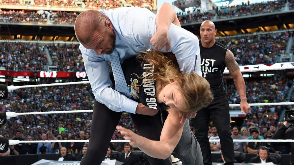 Ronda Rousey lays the smackdown at WrestleMania