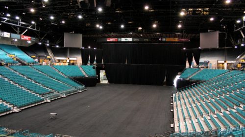 Horrible ticket sales for UFC 186 force Bell Centre to close half the arena