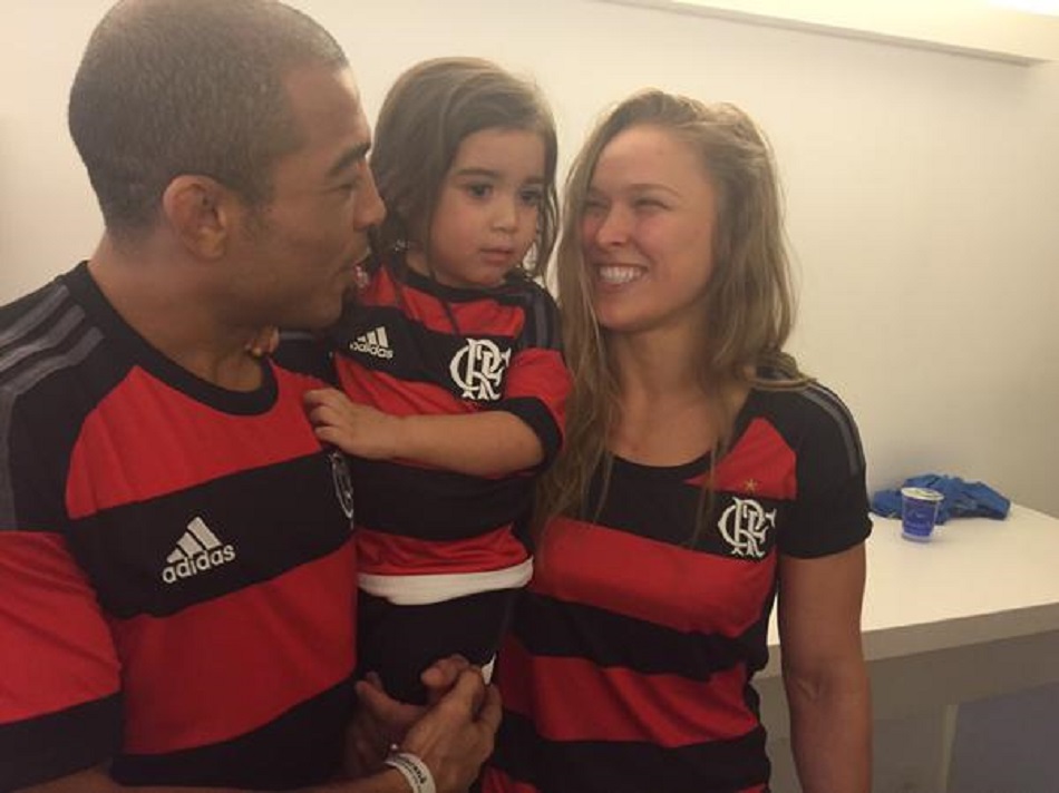 Rousey Attends Flamengo Match, Spends Time With Aldo