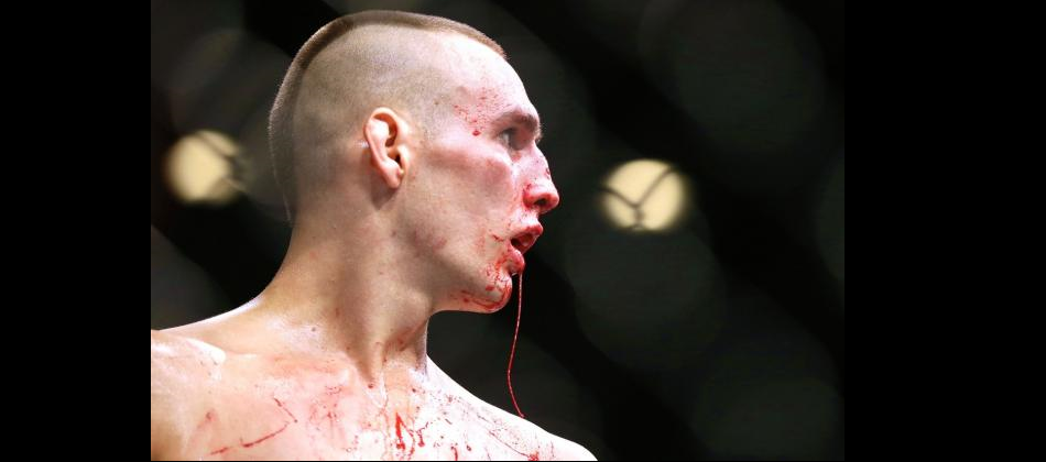 Rory MacDonald has signed with Bellator MMA