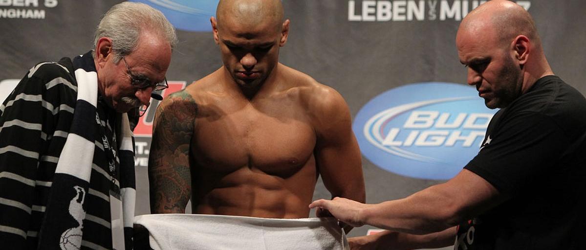 UFC 205 weigh-in results, Thiago Alves misses weight