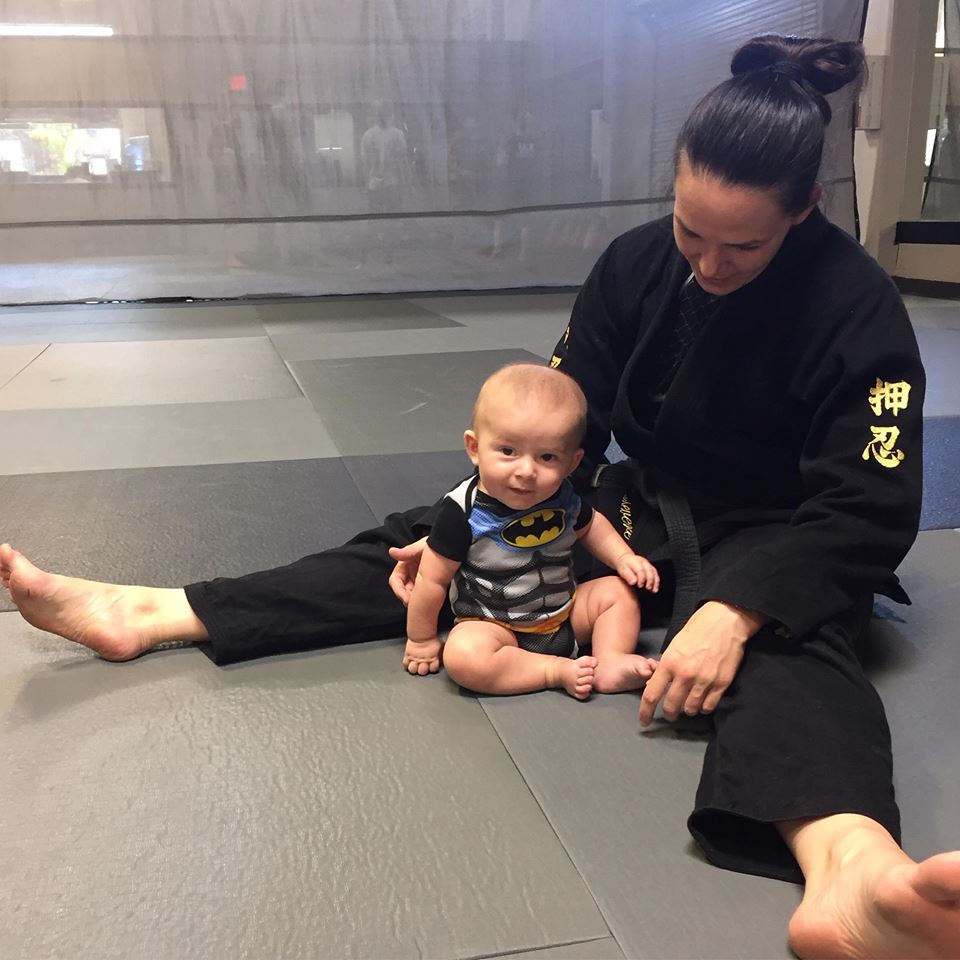 Alexis Davis returns to UFC octagon for first time since becoming a mom