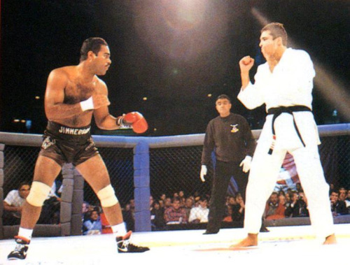 Art Jimmerson vs Royce Gracie - UFC 1