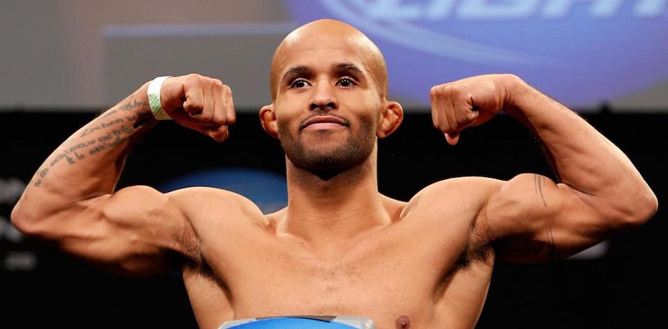 Demetrious Johnson, TUF 24 Finale weigh-ins