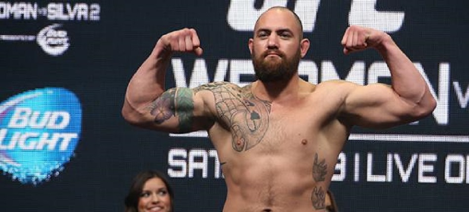UFC Fight Night 105 weigh-ins results: Browne vs. Lewis