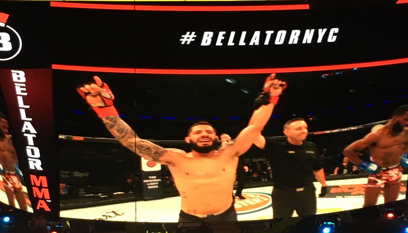 Anthony Giacchina defeated Jerome Mickle at Bellator 180