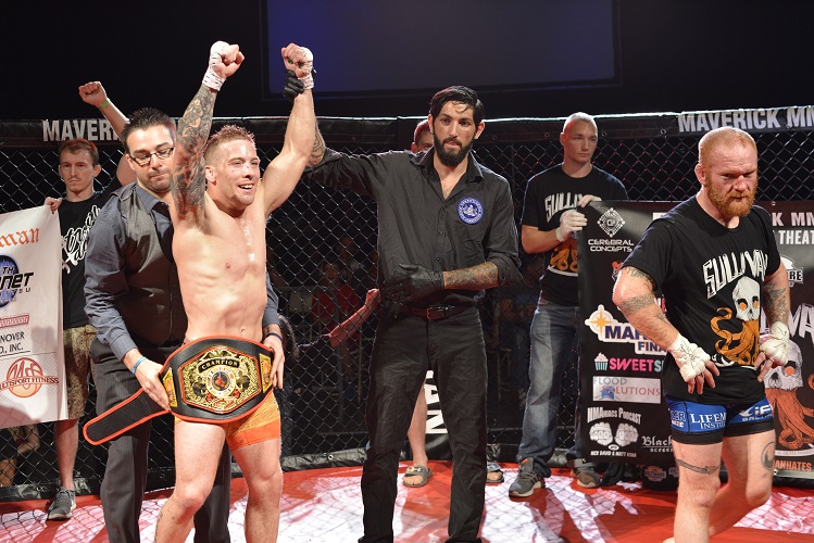 Scott Heckman wins Maverick MMA featherweight title. Photo by William McKee.