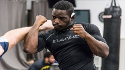 Amateur MMA competitor, Rondel Clark, 26, hospitalized, dies after competition