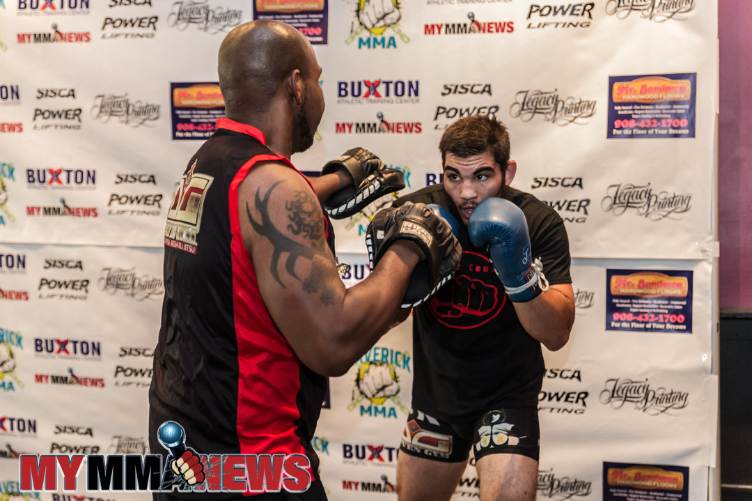 Michael DeLouisa, Mike DeLouisa - Maverick MMA 3 open workout