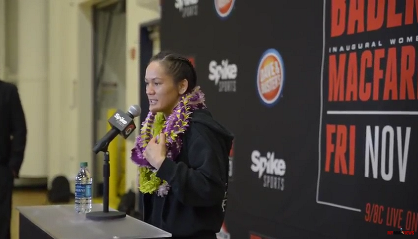 Ilima-Lei Macfarlane breaks out in song after winning flyweight championship