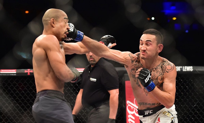 Max Holloway opens as favorite in Jose Aldo featherweight championship rematch