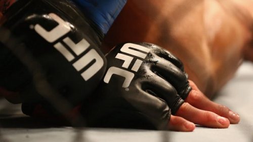 Gloves lined with sensors, artificial intelligence, approved for test-run at UFC 219