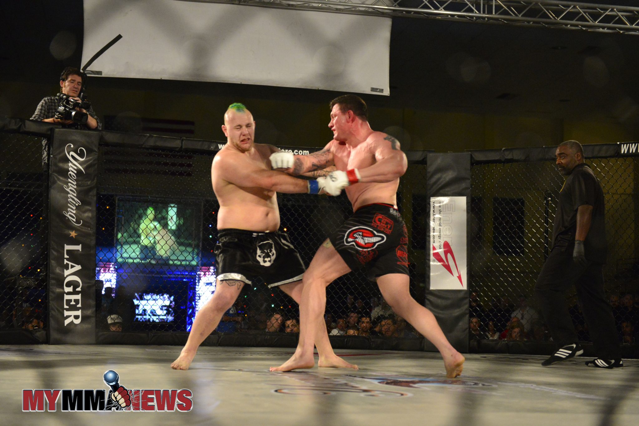 Mike Stewart vs Lewis Rumsey - CFFC 34