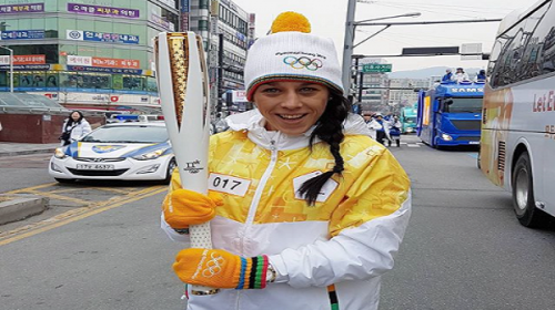 WATCH: Joanna Jedrzejczyk carry Olympic relay torch in South Korea