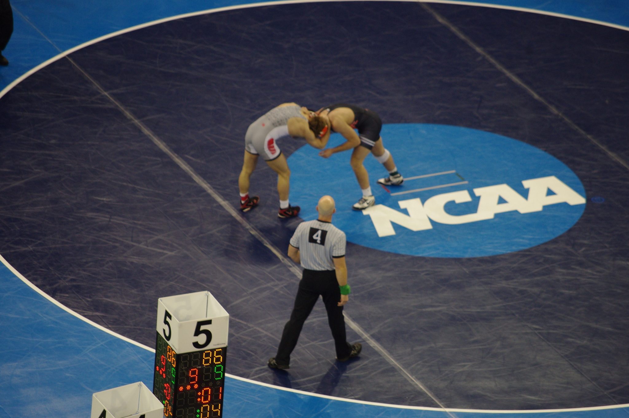 NCAA Wrestling Session 1: Tech Falls, Falls, and Upsets - Bracket Updates - Snyder vs. Coon?