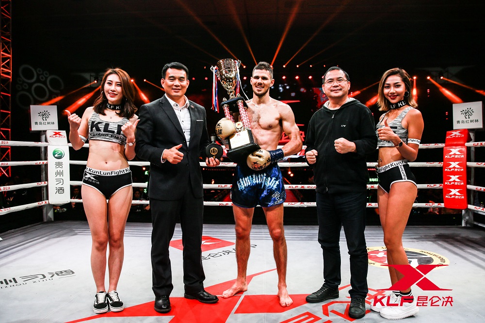 Kunlun Fight 71 results - Anatoliy Moissev and Niclas Ricky Larsen advance