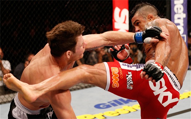 Michael Bisping: "It's very satisfying to see Vitor Belfort lose"