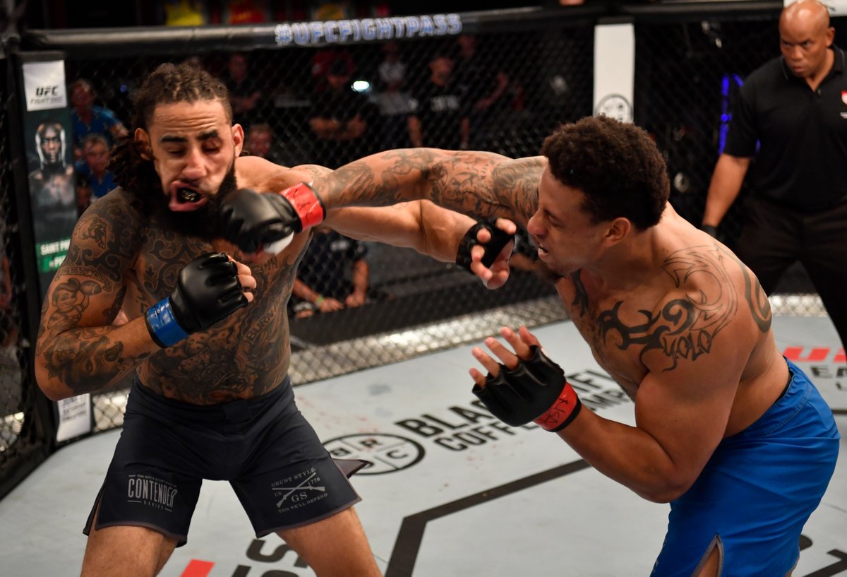 Former NFL player Greg Hardy signs with UFC after BLISTERING knockout