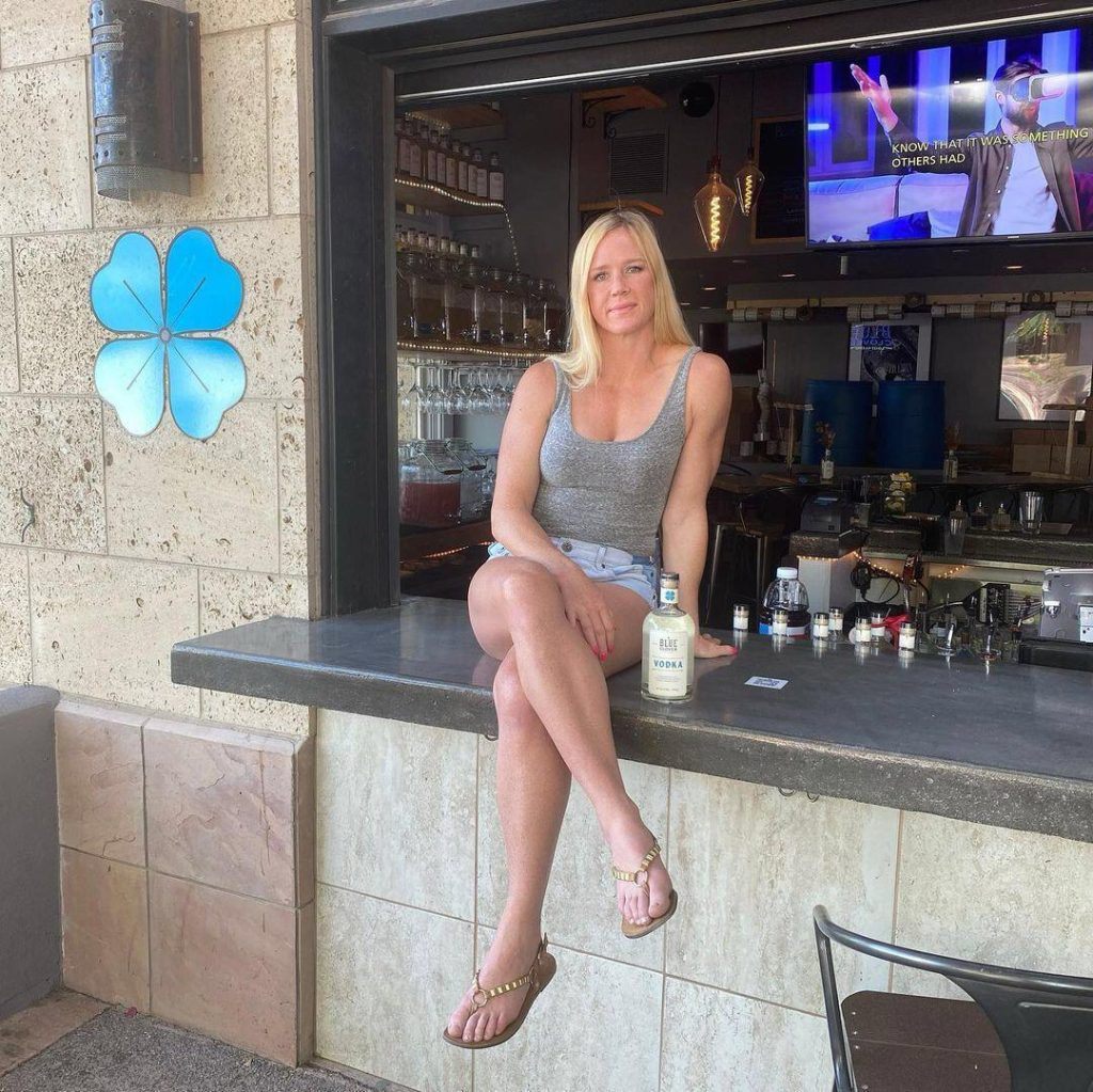 Holly Holm, vodka