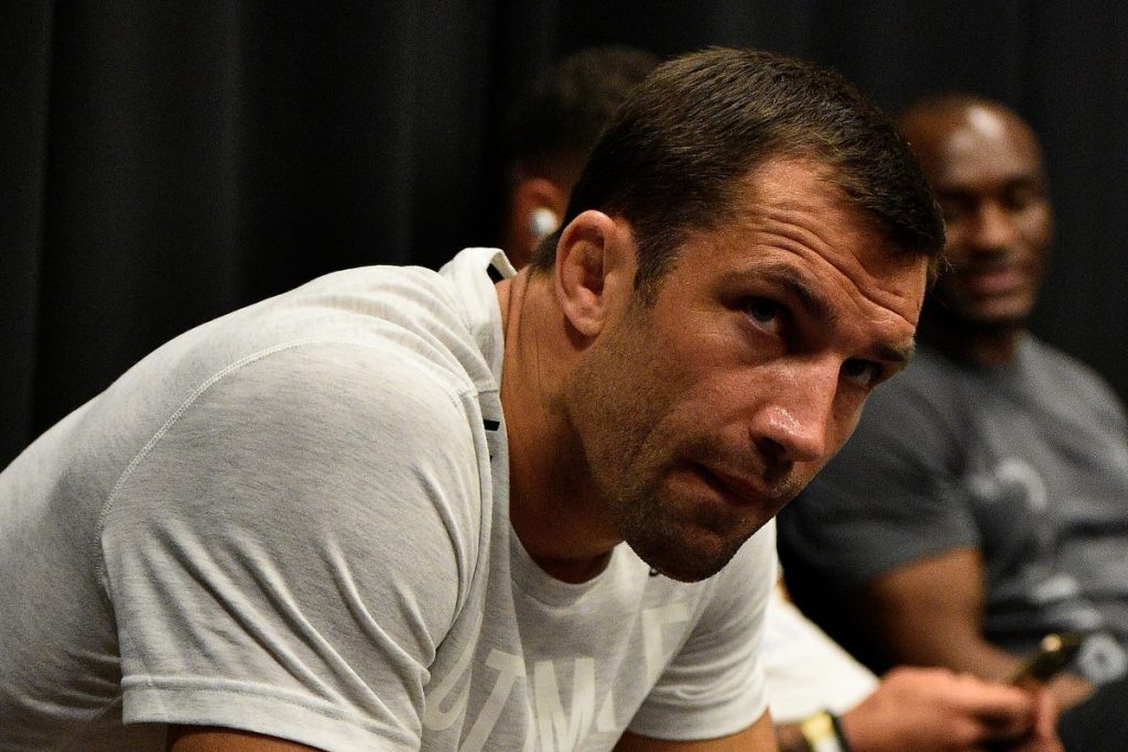 Luke Rockhold injured, Luke rockhold