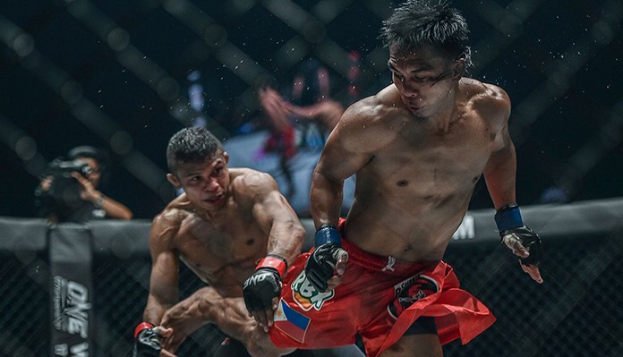 Kevin Belingnon unifies ONE bantamweight world title with win over Bibiano Fernandes