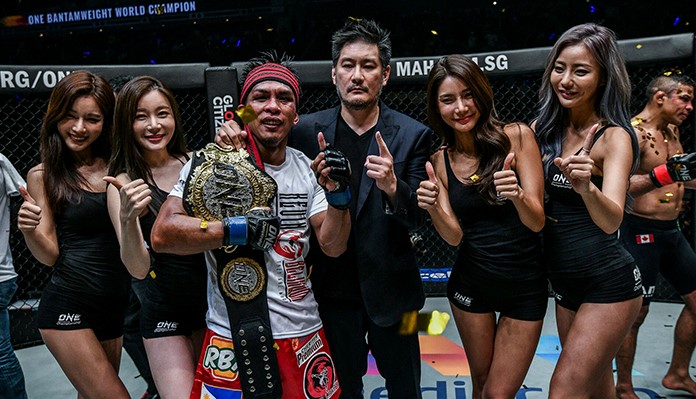 Kevin Belingnon unifies ONE bantamweight world title with win over Bibiano Fernandes