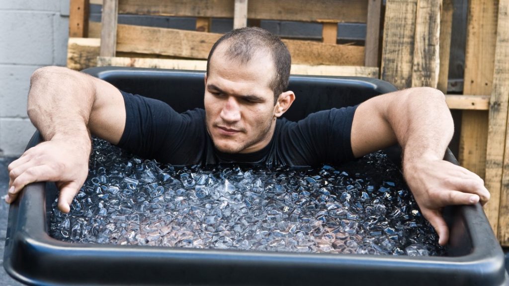New study proves ice baths beneficial for MMA fighters