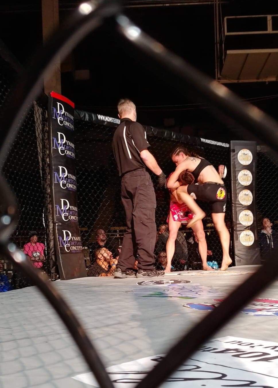 Cheri Muraski defeats Shannon Sinn