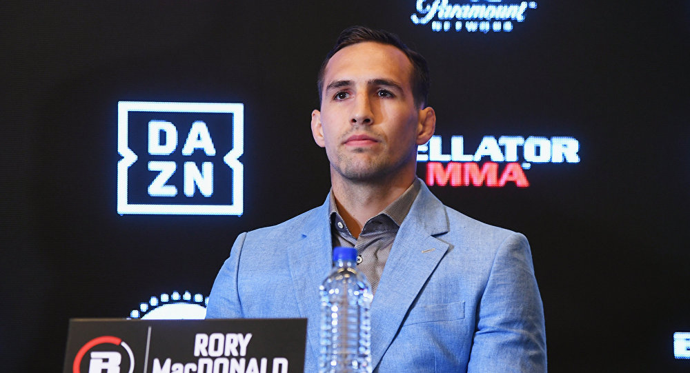 rory macdonald, bellator 220