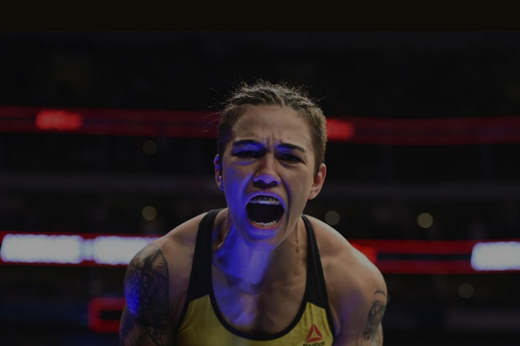 Jessica Andrade robbed