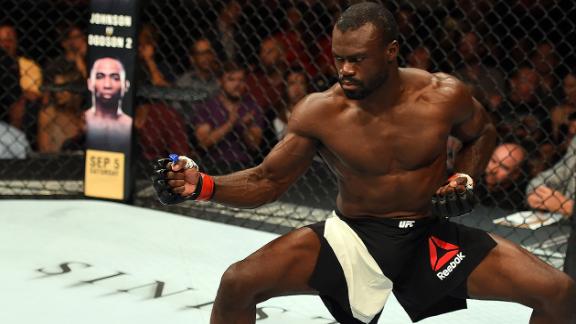 Uriah Hall outlasts bloody Antonio Carlos Junior at UFC Vancouver