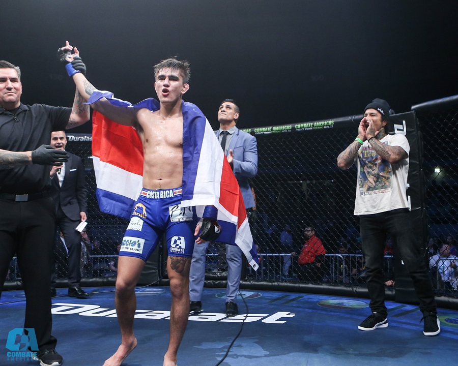 Andrew Barquero submits Eduardo Alvarado in Combate Americas headliner