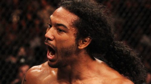 Benson Henderson injured, Sidney Outlaw in against Michael Chandler at Bellator Japan