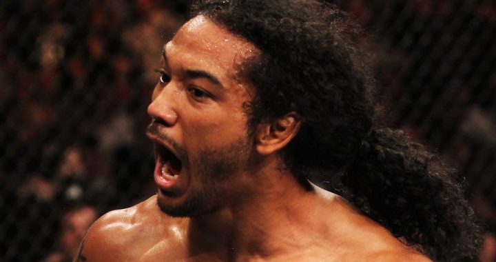 Benson Henderson injured, Sidney Outlaw in against Michael Chandler at Bellator Japan