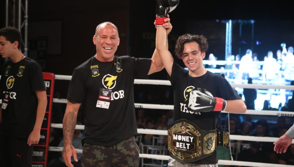 Thor Silva, Wanderlei's son, wins Muay Thai debut in 30 seconds - WATCH