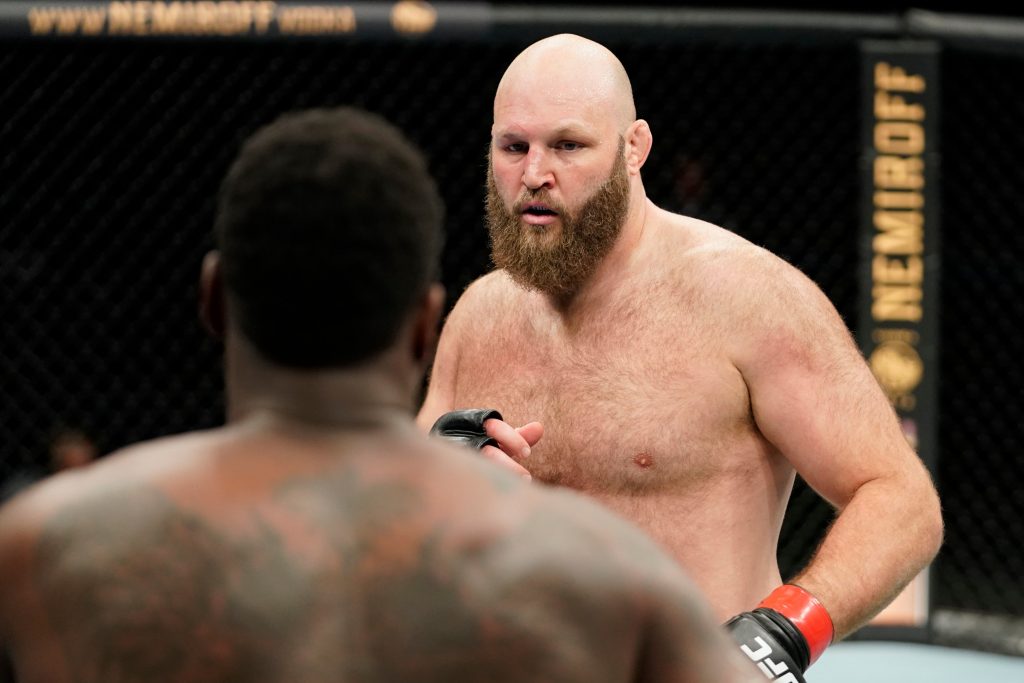 Ben Rothwell defeats Ovince St. Preux in heavyweight war