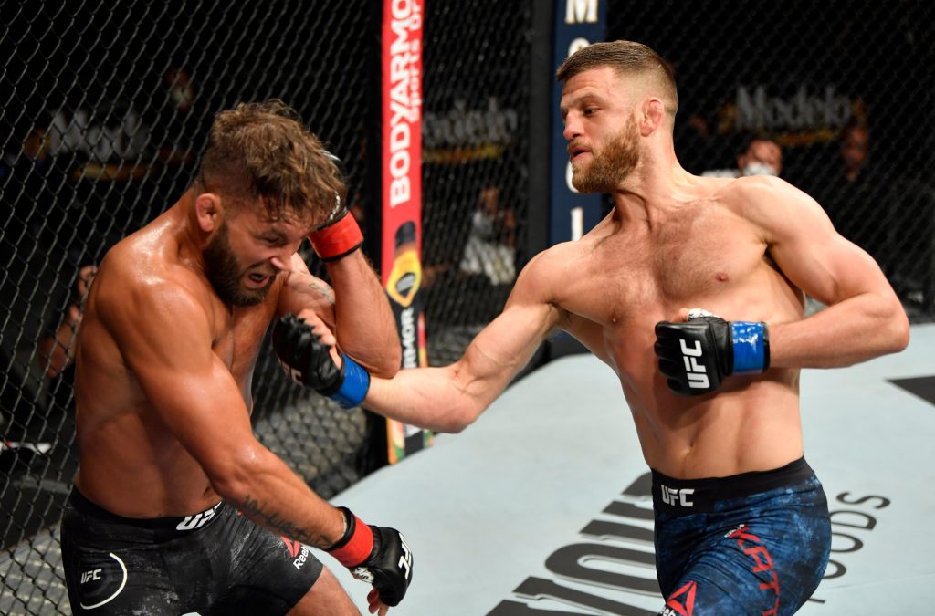 UFC 249, Calvin Kattar finishes Stephens with elbow in second round