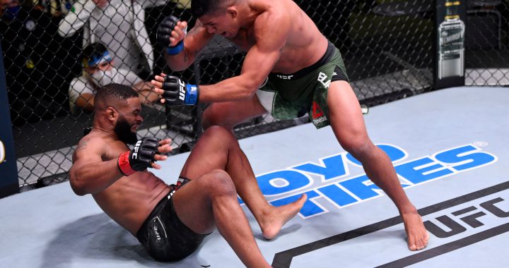 Gilbert Burns outworks Tyron Woodley in decisive decision win