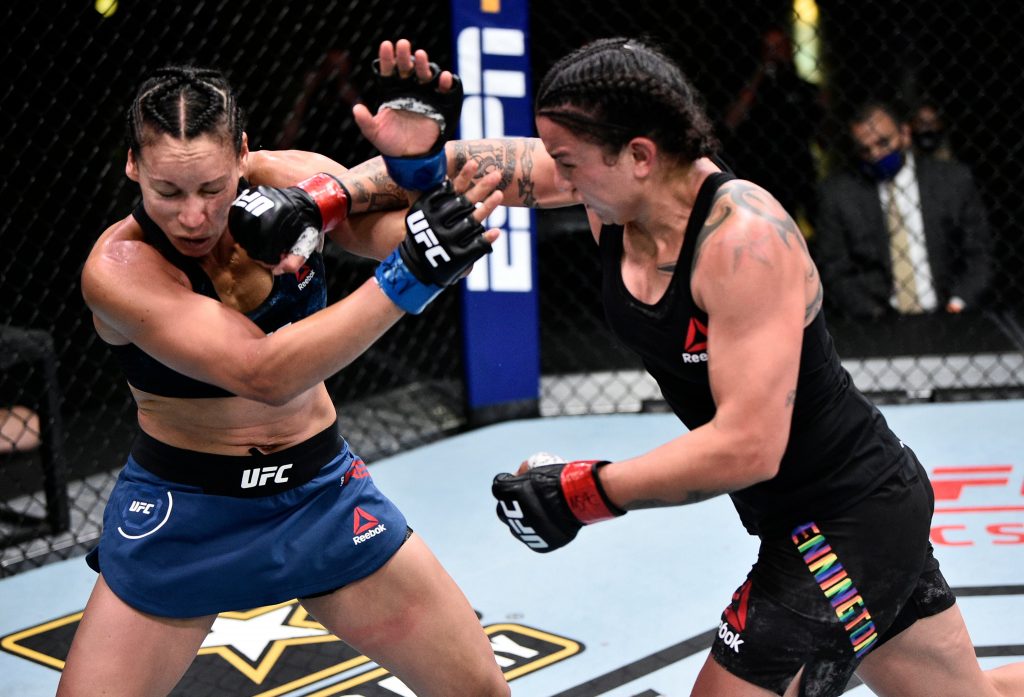 Raquel Pennington spoils Marion Reneau's birthday with decision victory