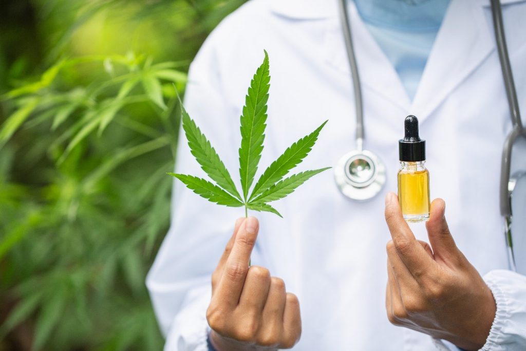 Best CBD Oil for Athletic Recovery, benefits of CBD