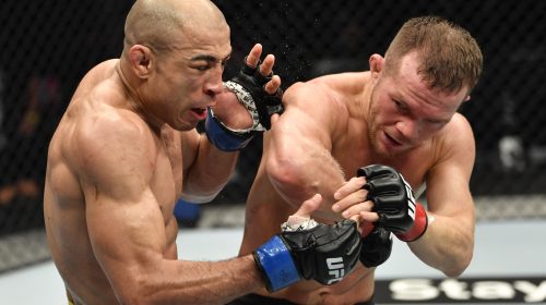 Petr Yan brutalizes Jose Aldo to win UFC bantamweight gold