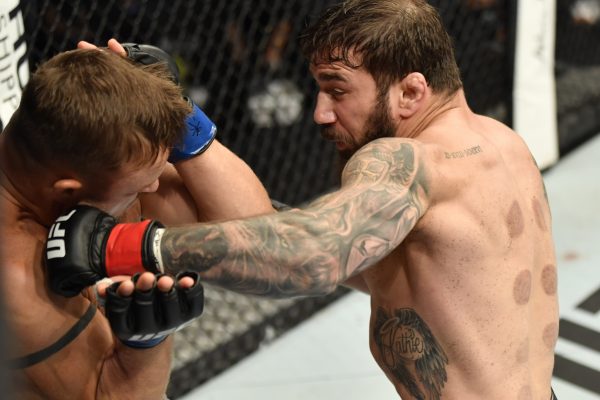 Jimmie Rivera out strikes Cody Stamann in decision victory