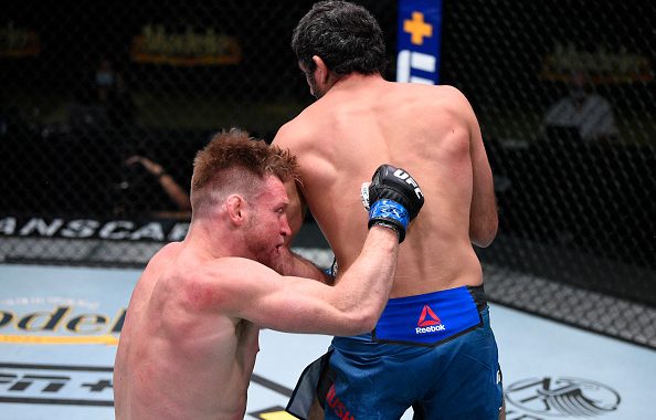 Beneil Dariush gets highlight reel KO win over Scott Holtzman