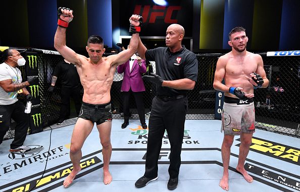 Ricardo Lamas finishes third strong, defeats Bill Algeo by unanimous decision, judging