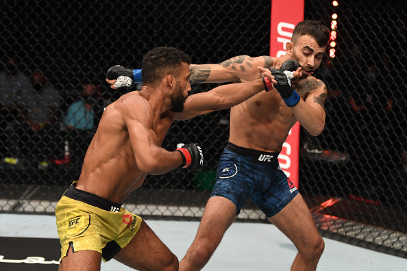 Edson Barboza wins dominant decision over Makwan Amirkhani at UFC Fight Island 5