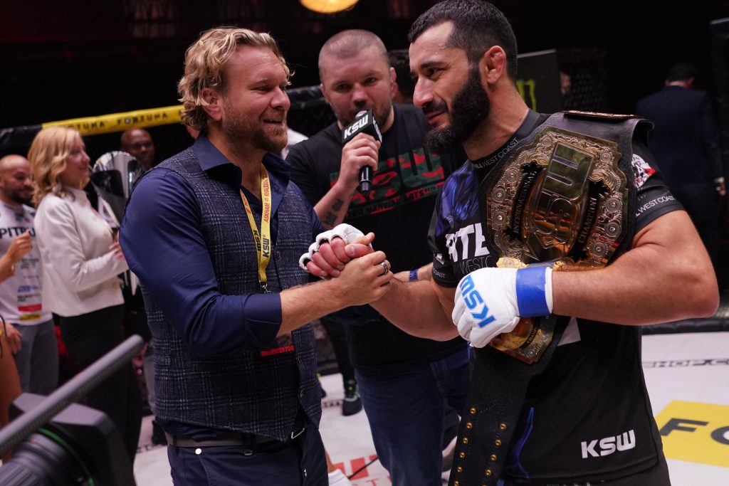 KSW 55 Results: Mamed Khalidov Shocks The World