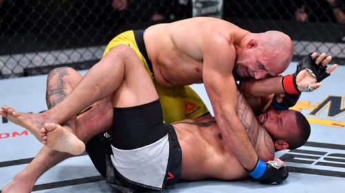 Glover Teixeira survives early onslaught to submit Thiago Santos in round three at UFC Vegas 13