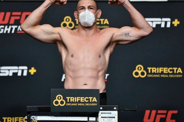 Dustin Jacoby weigh in